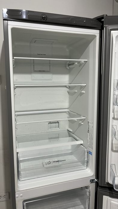 Холодильник indesit