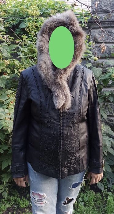 Продам кожаную куртку