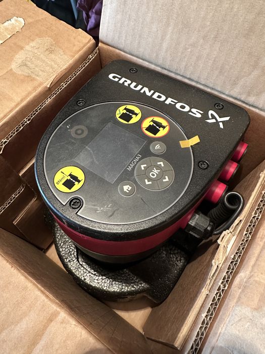 Pompe grundfos noi ,magna 3 si pompa sumersibila