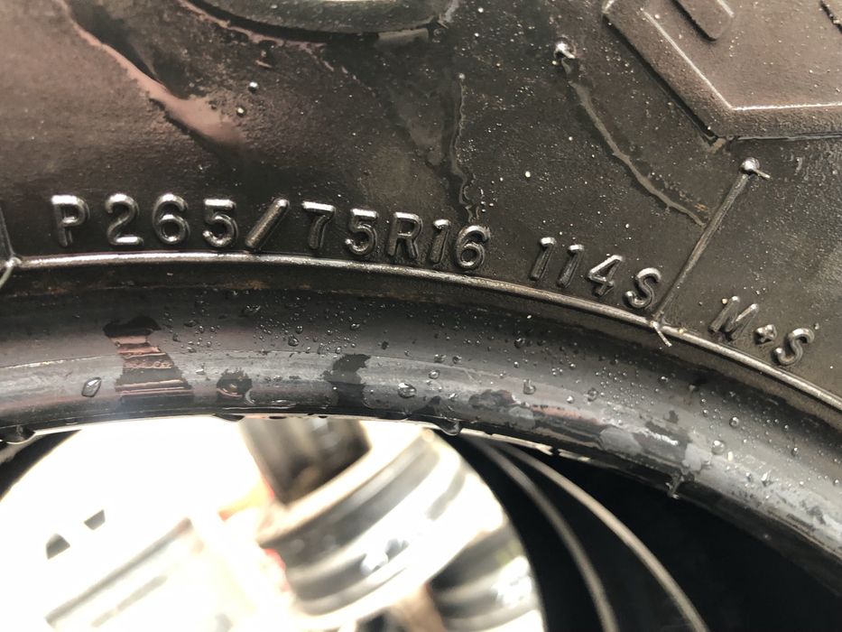 265/75/16 пара шин б/у из Германии
