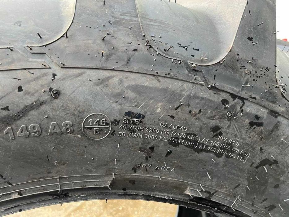 Anvelope noi radiale 460/85R38 pentru tractor spate marca Ozka