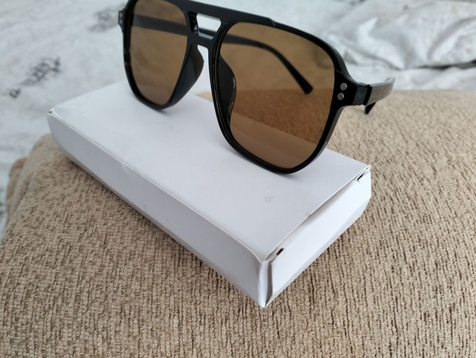 Очки солнцезащитные унисекс