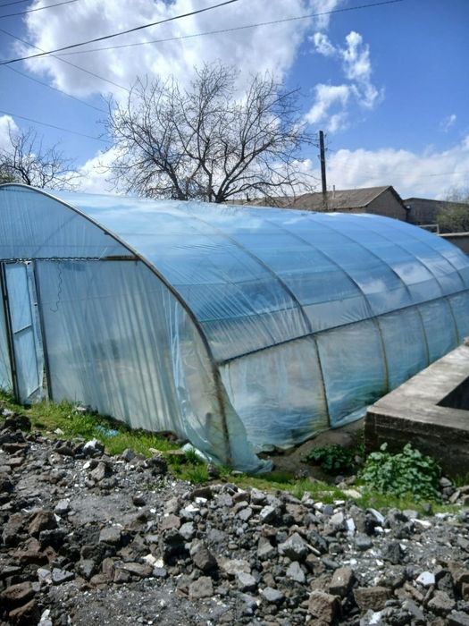 Parnik yangiday 7×9