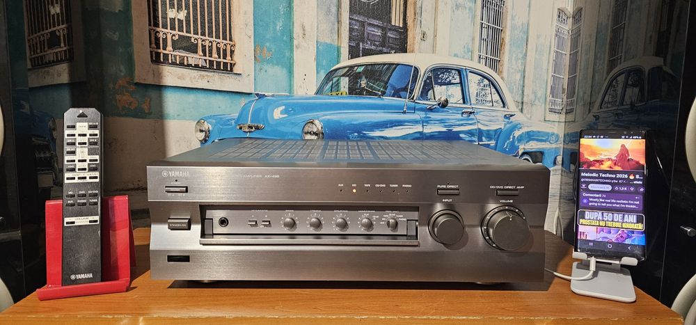 Yamaha AX 496 amplificator statie culoare argintiu titan