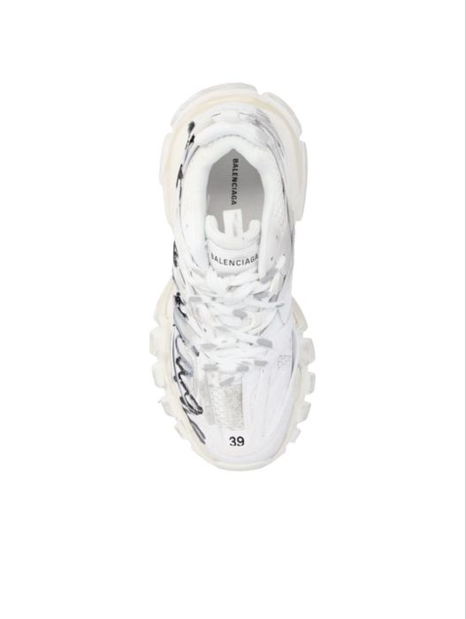 Balenciaga track grafiti