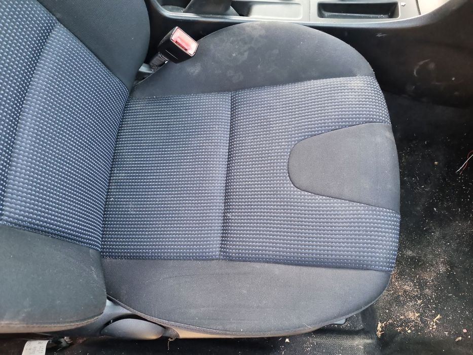 Scaun dreapta fata Mazda 3 (BK) [Fabr 2003-2009] OEM