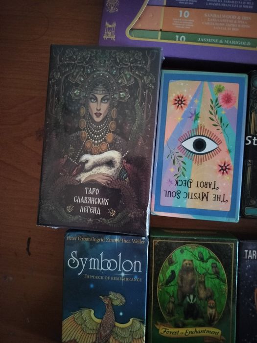 Таро карти -различни колоди