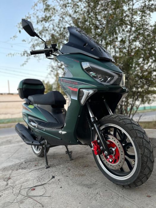 Мопед в хорошеем состояний