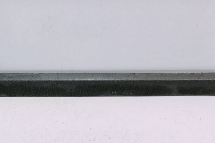 Ornament usa inferior stanga fata 3C0854939 Volkswagen VW Passat B6