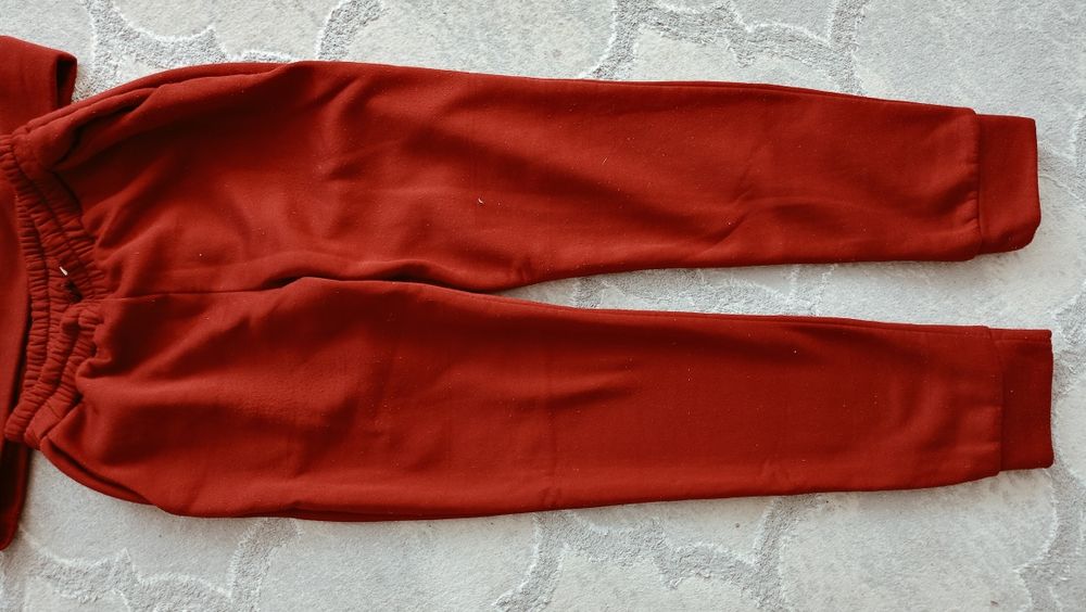 Отдам женские вещи