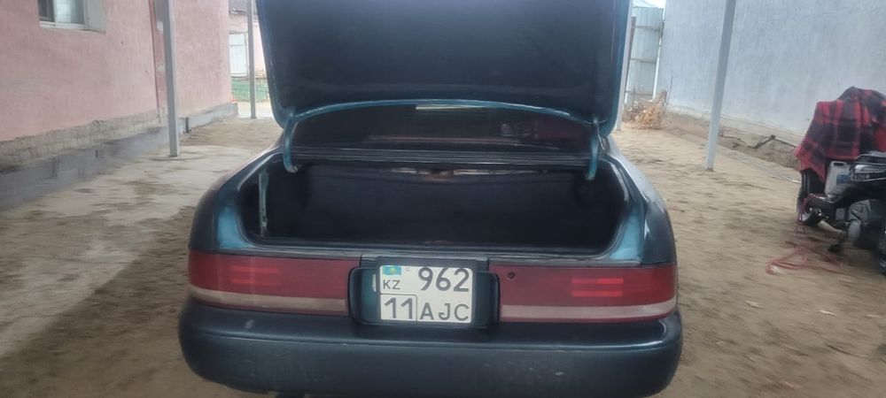 Тойота Виндом правый руль