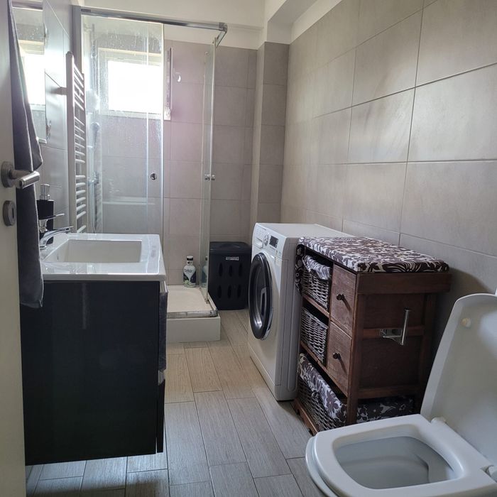Regim hotelier-Garsoniera—Mall Electroputere 175lei.Maxim 2 persoane