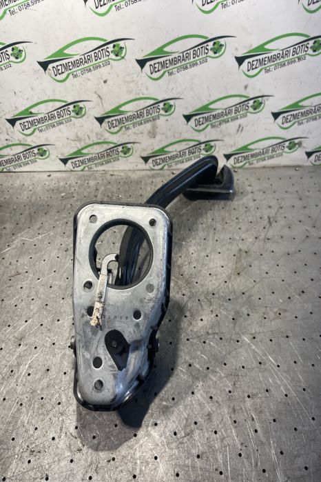 Pedala frana A1662900201 Mercedes-Benz GLE prima generatie (W166) ser