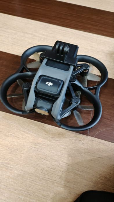 DJI AVATA + GOGGLES 2 + RC MOTION  и още (супер комбо)