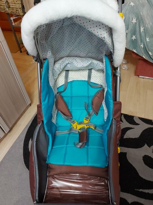 Продам коляску зима -осень