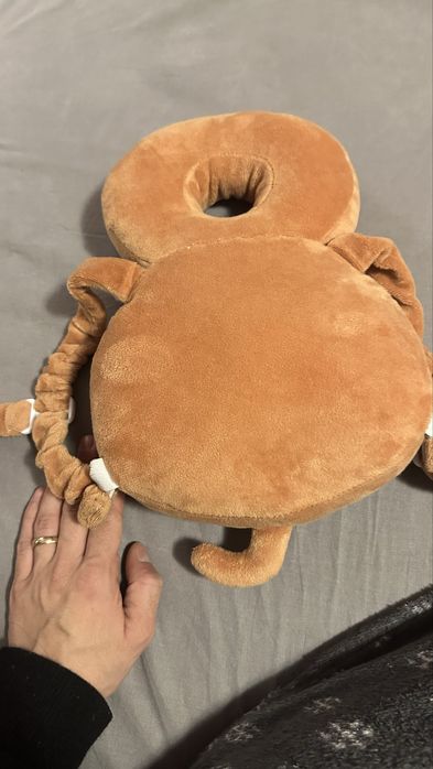 Pernă tip rucsac protectie antilovituri pentru bebelusi