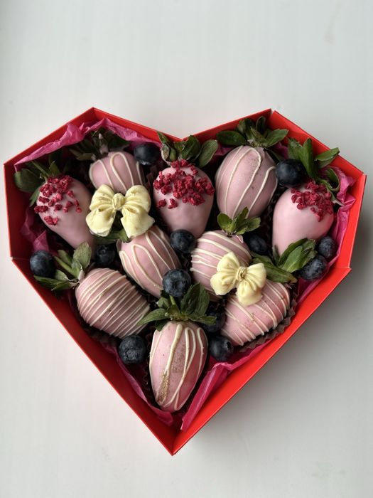 Клубника в шоколаде Атырау