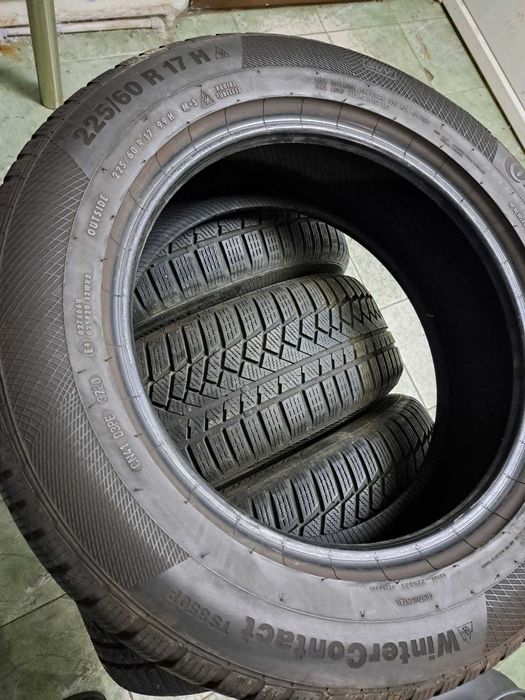 4 anvelope 225/60 R17 Continental