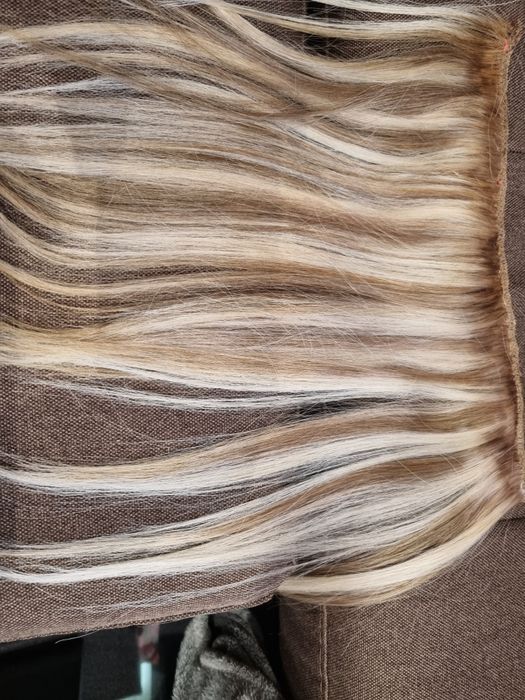 Две ленти естествена коса на лента за закачане за коса на кичури