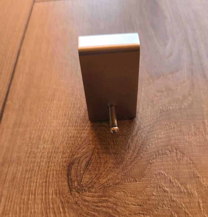 стоманени закачалки за стъкло/врата на баня