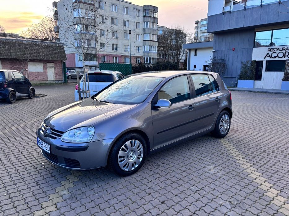 Volkswagen Golf V