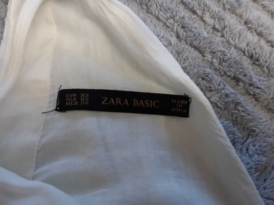 Бяла рокля от Zara