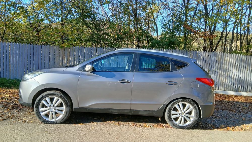 HYUNDAI ix35 2012 — imagine 3