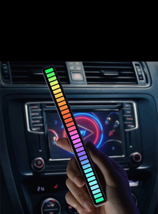 Bară led RGB cu activare sonoră.