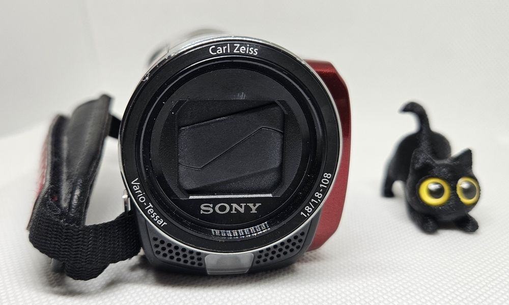 Видеокамера sony