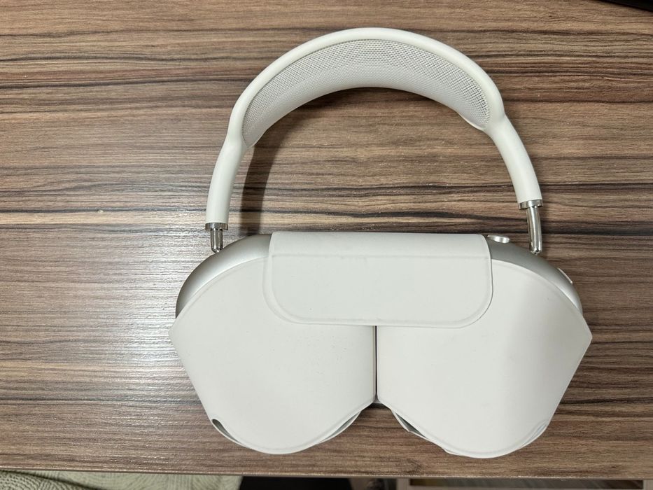 Продам наушники AirpodsMax