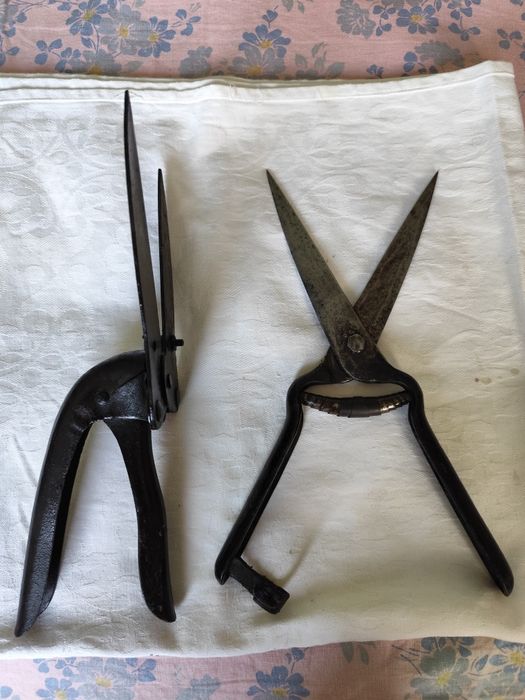 Продават се ножици