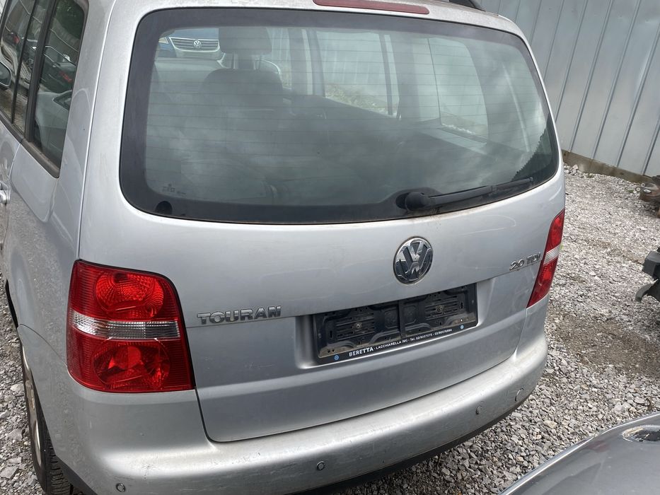 VW Touran на Части 2 броя, 1.6fsi, 2.0tdi DSG