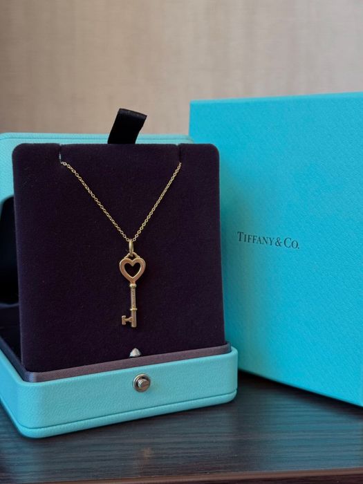 Продам подвеску Ключ от Тиффани оригинал.