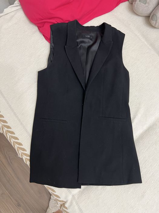 Женская одежда.