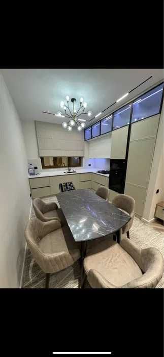 Паркентский рынок 2/6/9 Евро квартира Продам/метро БИЙ близко