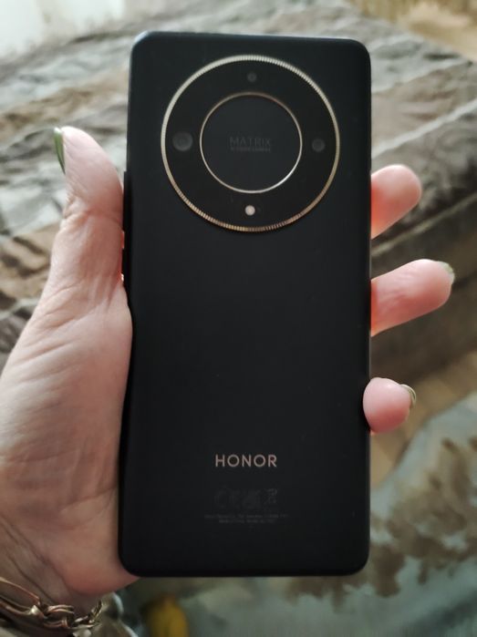 Honor mecic 6 lite