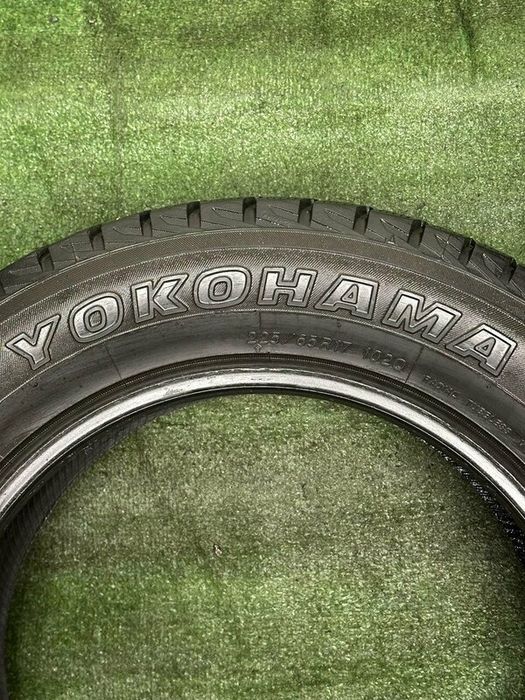 Yokohama комплект зимних шин