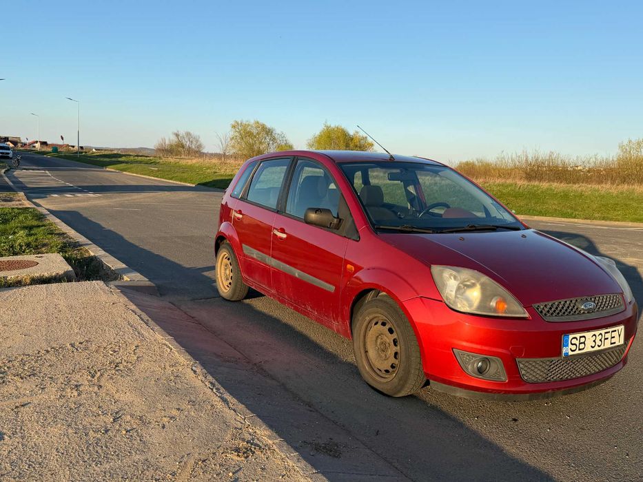 Ford Fiesta 2005 benzina