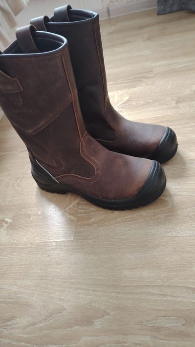 Спецобувь продажа