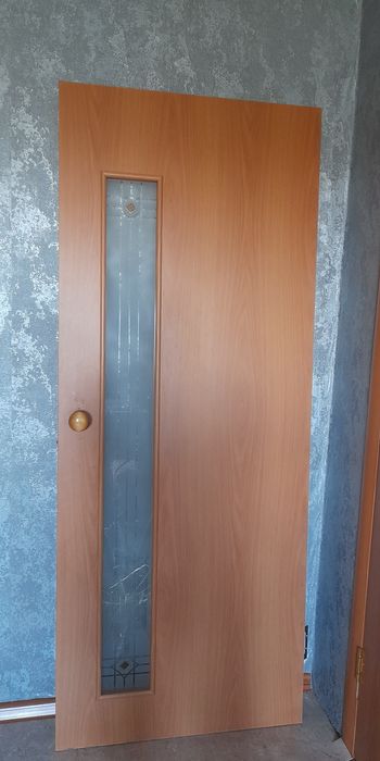Продам 2 шт. межкомнатные двери б/у