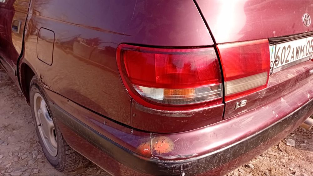 Продам Тайота Карина Е