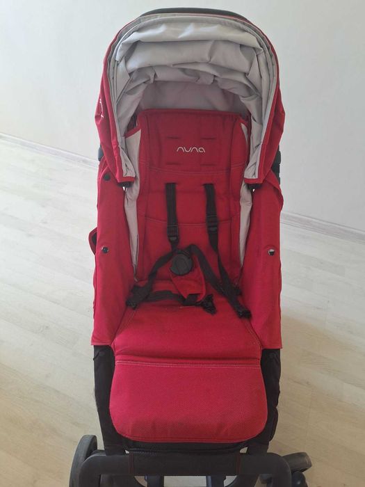 Бебешка количка Нуна