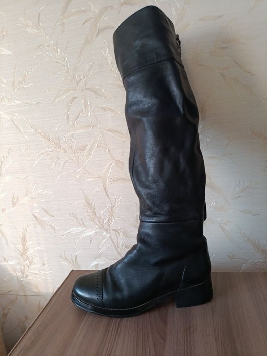 Продам сапоги ботфорты натуралка