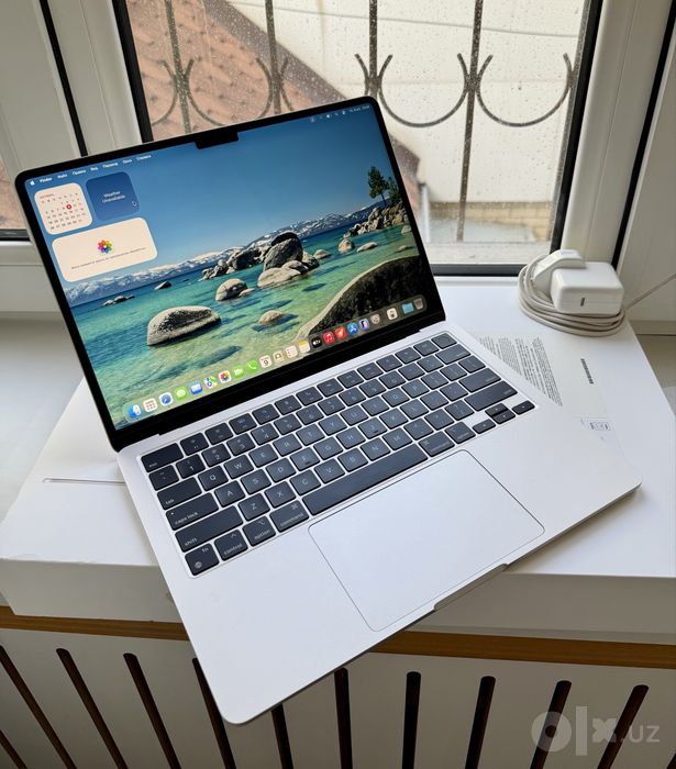 MacBook Air M2 Starlight 16/256GB