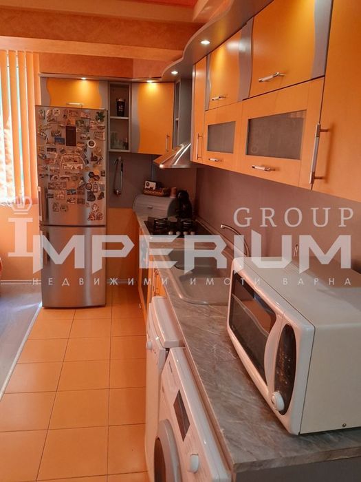 Дава се под наем Четиристаен апартамент в Варна, Аспарухово - 100 кв.м за 612 € - Снимка #2