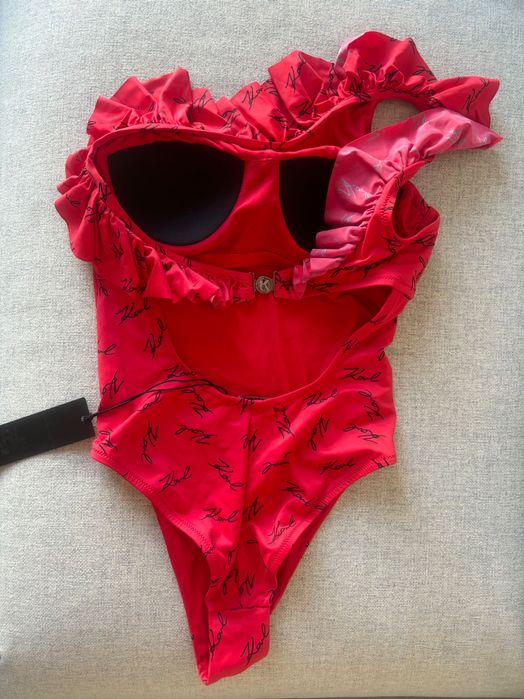 Оригинални нови Karl Lagerfeld бански XS, Ново бюстие S размер