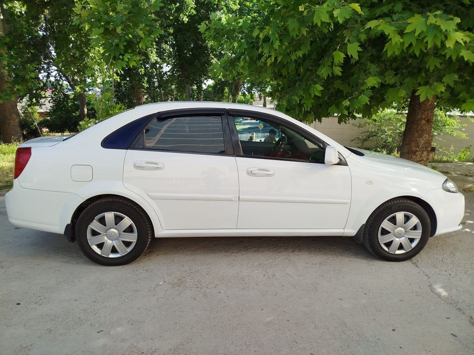 Chevrolet Gentra Euro 1-pozitsiya
