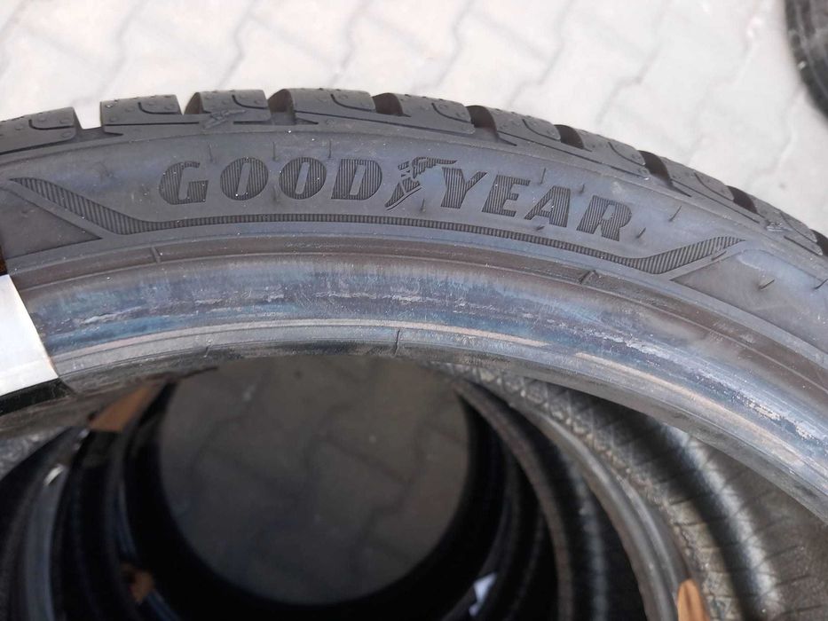205 40 18  Anvelope iarna Pirelli GoodYear