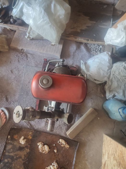 Бензиновый насос