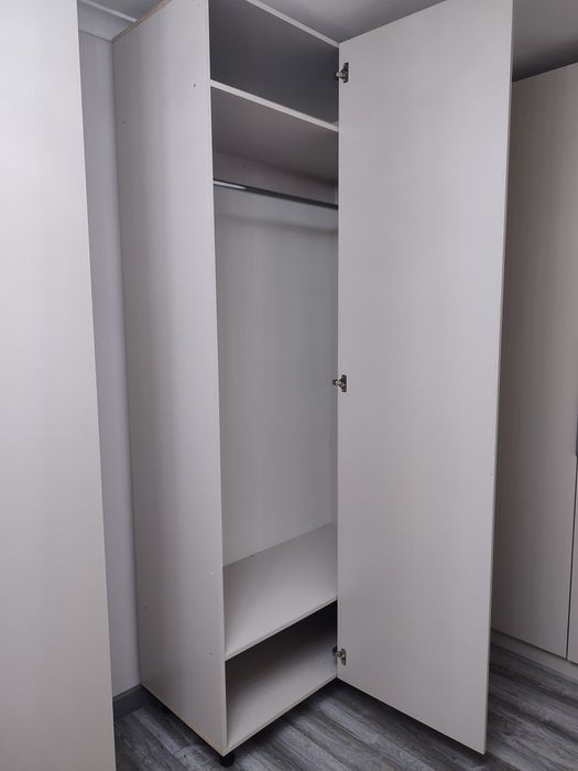 Шкаф для дома , квартира.